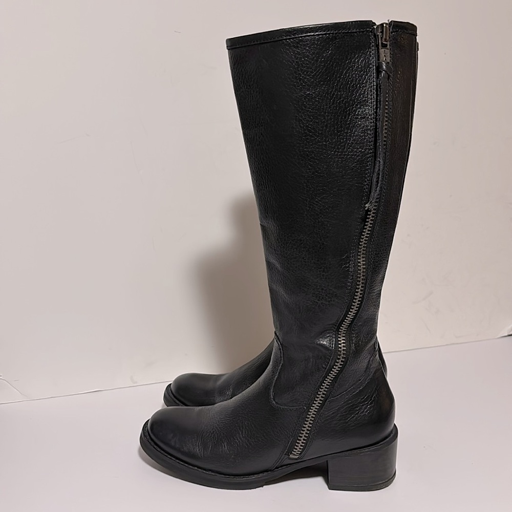 Lucky Brand Heston Black Leather Side Zip Boots Size 6.5